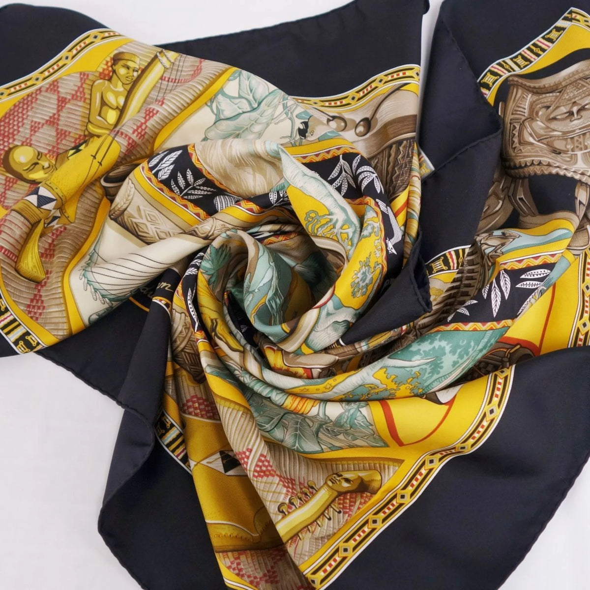 Previously Owned HERMES Scarf Muffler Carre 90 Au Son du Tam To the sound of tam 100% silk ladies multi color (Good)