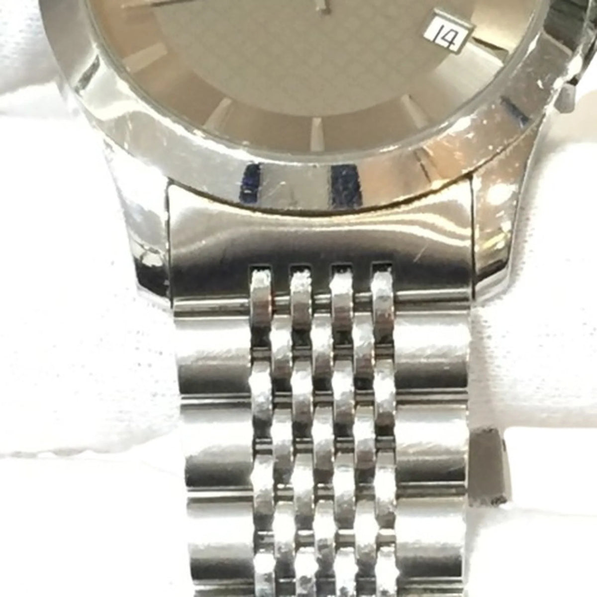 Previously Owned GUCCI 126.4 G Timeless Brown Dial SS Corrosion-free Alloy Silver Analog Watch Men's Date Quartz IT26SVZ67548 RK1056D (Good)