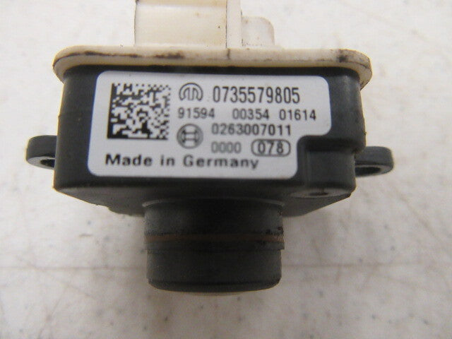 Secondhand 14-15 Fiat 500 Rear View Camera OEM (Good)
