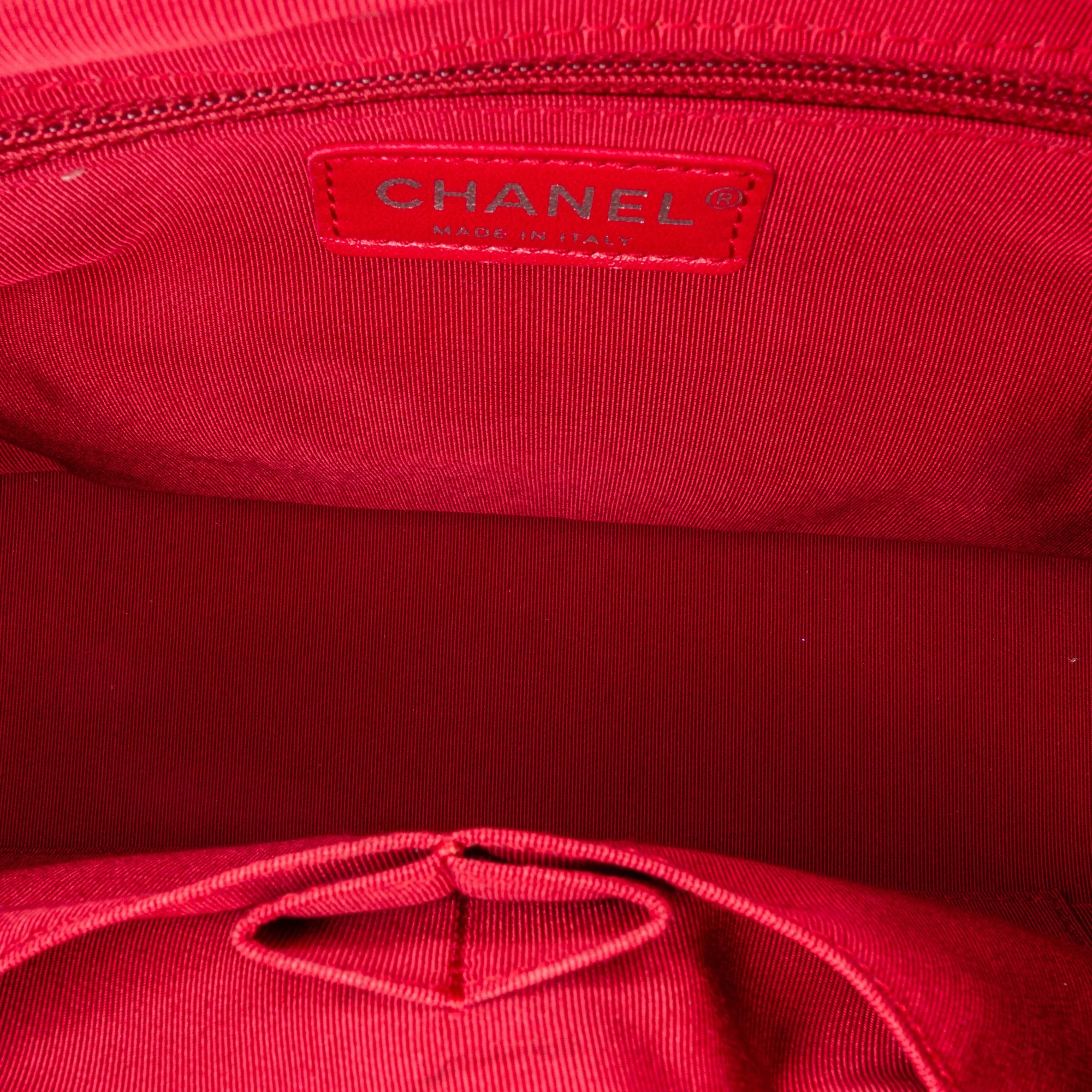 Used Authenticated Chanel Medium Gabrielle Hobo Lambskin Leather Gold Shoulder Bag Unisex (Good)