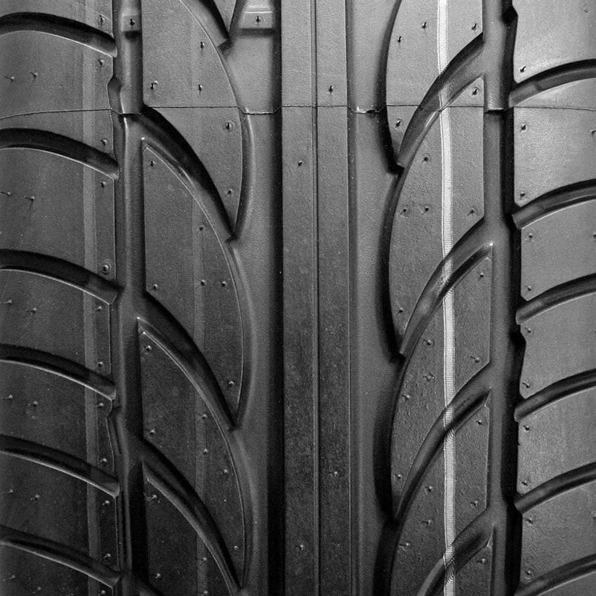 Achilles ATR Sport High Performance Tire - 195/55R15 85V