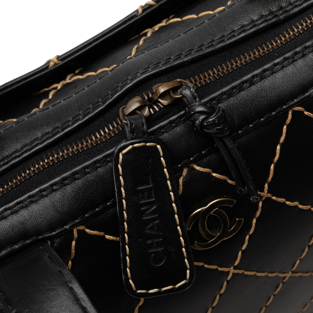 Used Authenticated Chanel CC Wild Stitch Handbag Lambskin Leather Black Top HandleBag Unisex (Good)