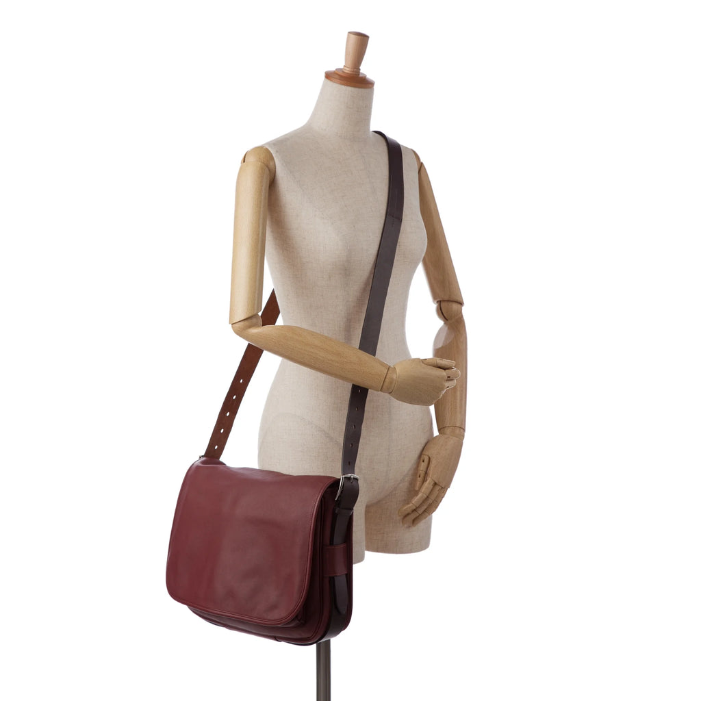Secondhand Authenticated Hermès Sikkim Barda 30 Messenger Bag Calf Leather Red Crossbody Bag Unisex (Good)