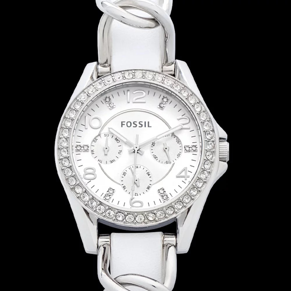Fossil Female  Riley Analog Display Analog Quartz White Watch 38MM ES3463