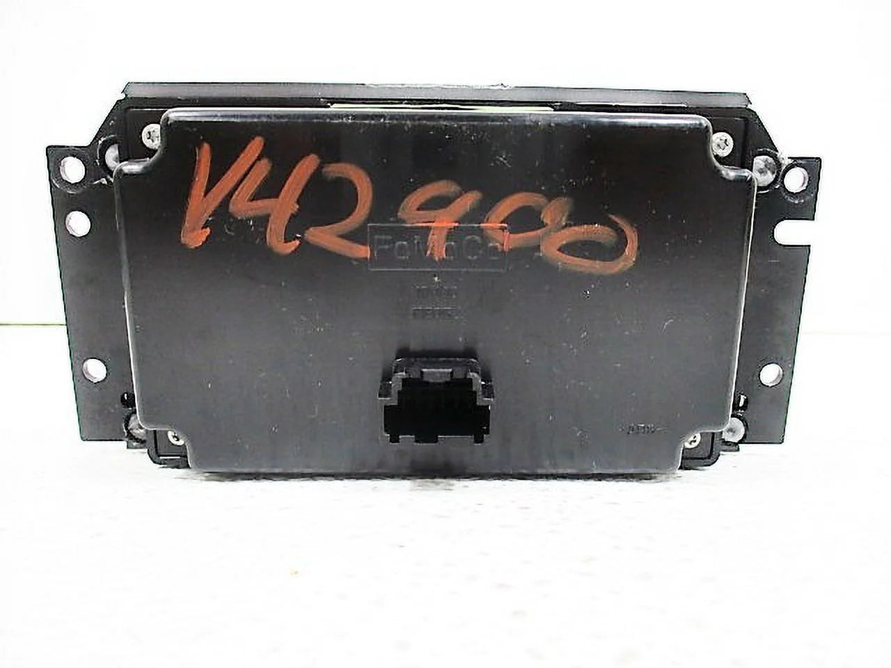 Secondhand 2007-2010 Lincoln Navigator Rear Console Mounted Temperature Control OEM LKQ (Good)