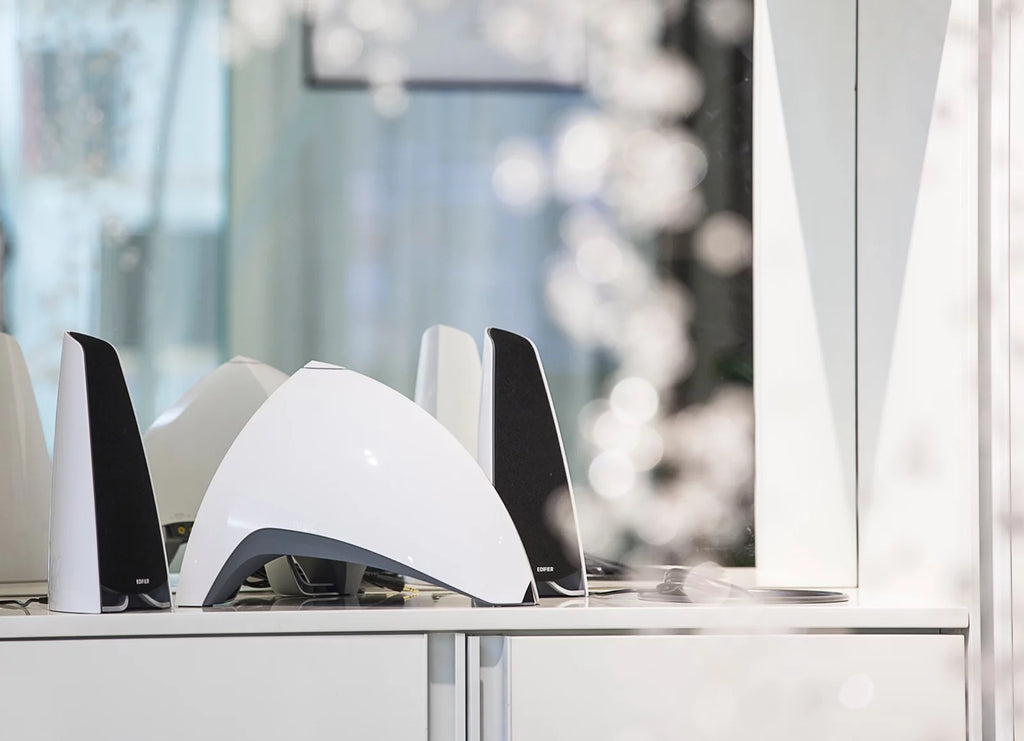 Edifier Prisma Encore e3360 - Speaker system - for PC - 2.1-channel - wireless - Bluetooth - 64 Watt (total) - white