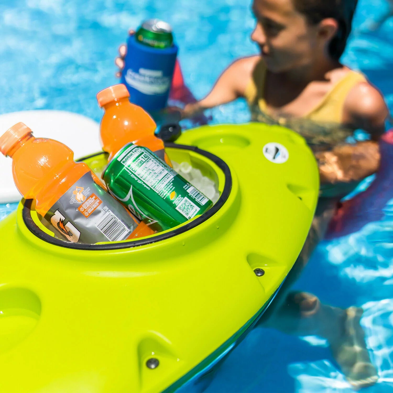 CreekKooler 15 Quart Floating Beverage Portable Pup Cooler w/ 8' Tow Rope