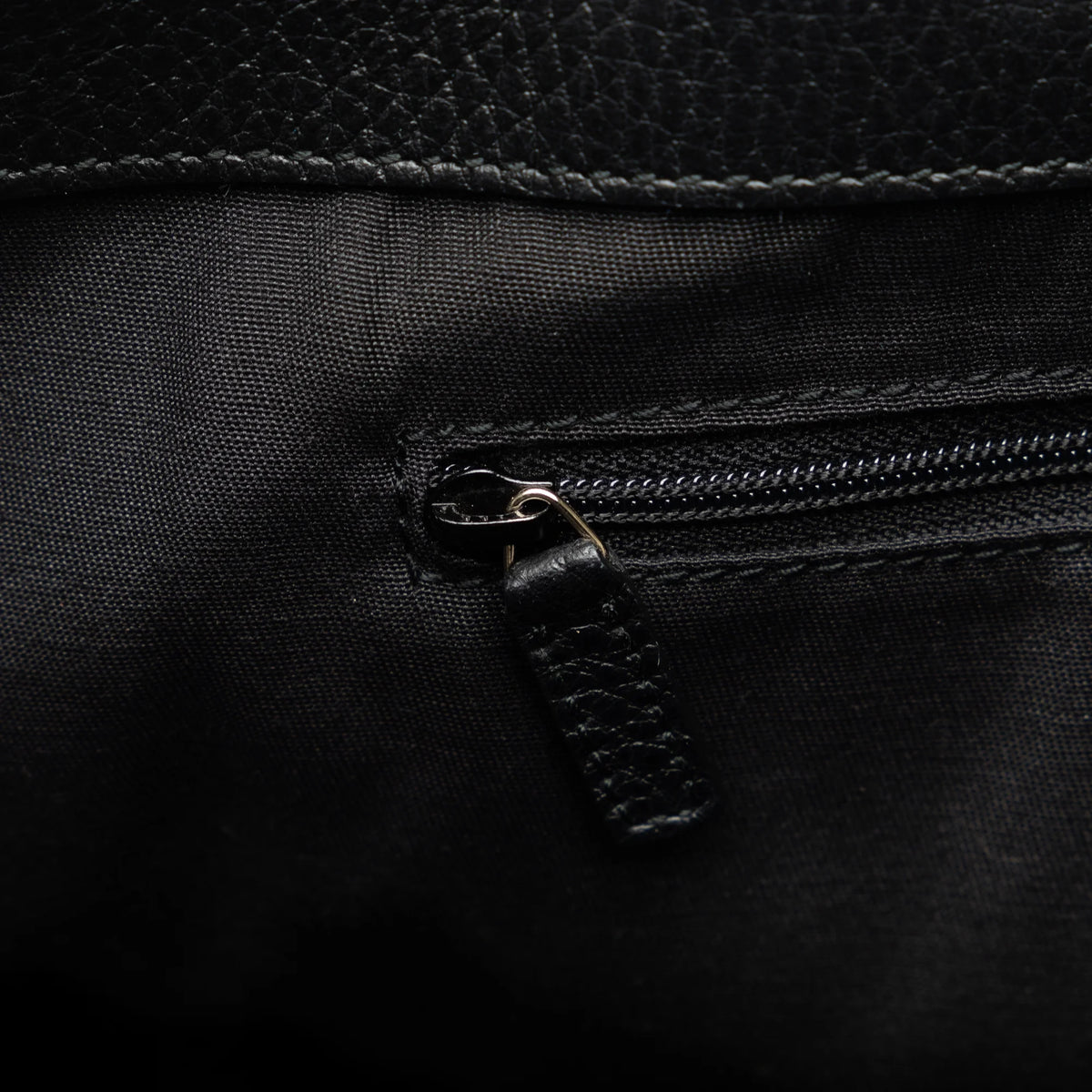 Secondhand Authenticated Gucci Bamboo Tassel Tote Calf Leather Black Tote Bag Unisex (Good)