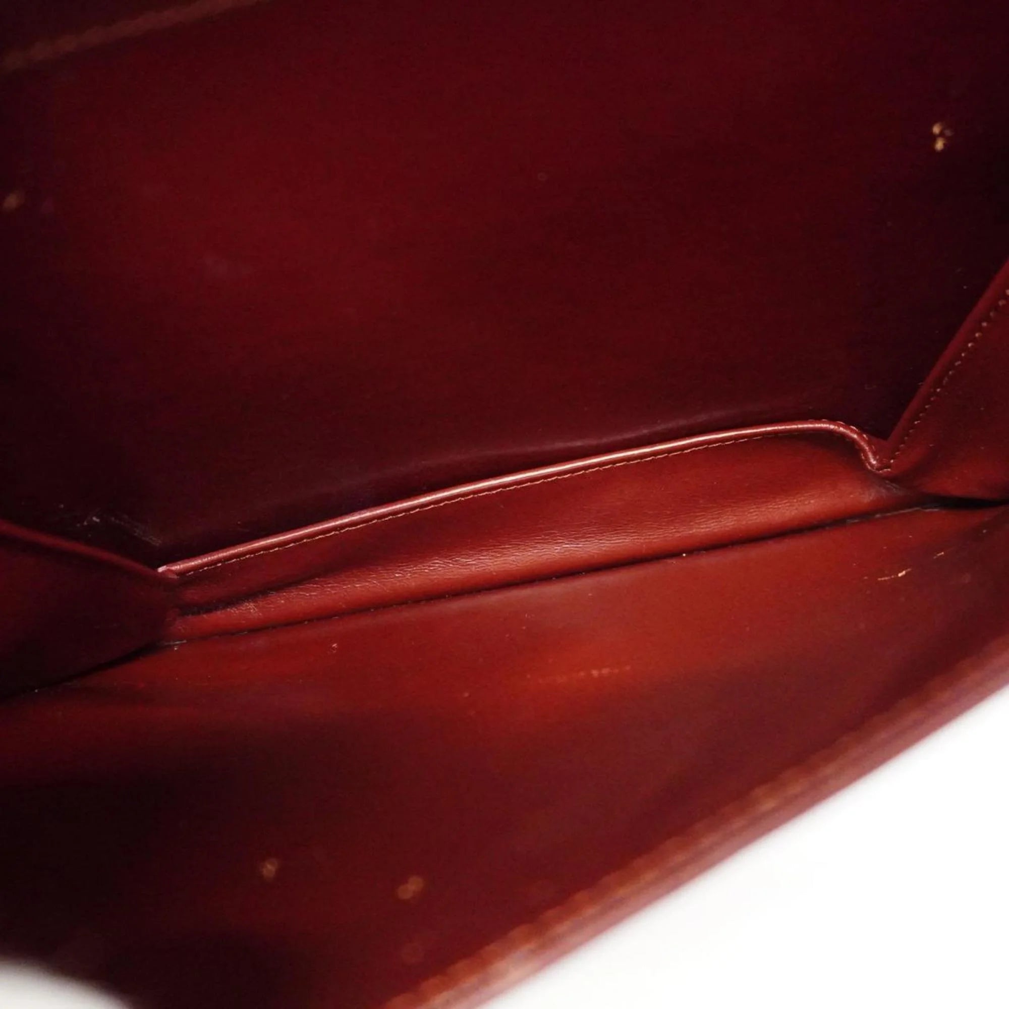 Previously Owned Cartier Shoulder Bag Must Leather Bordeaux For Her (Good)