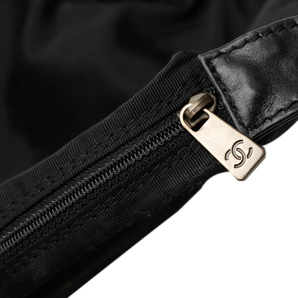 Used Authenticated Chanel CC Wild Stitch Handbag Lambskin Leather Black Top HandleBag Unisex (Good)
