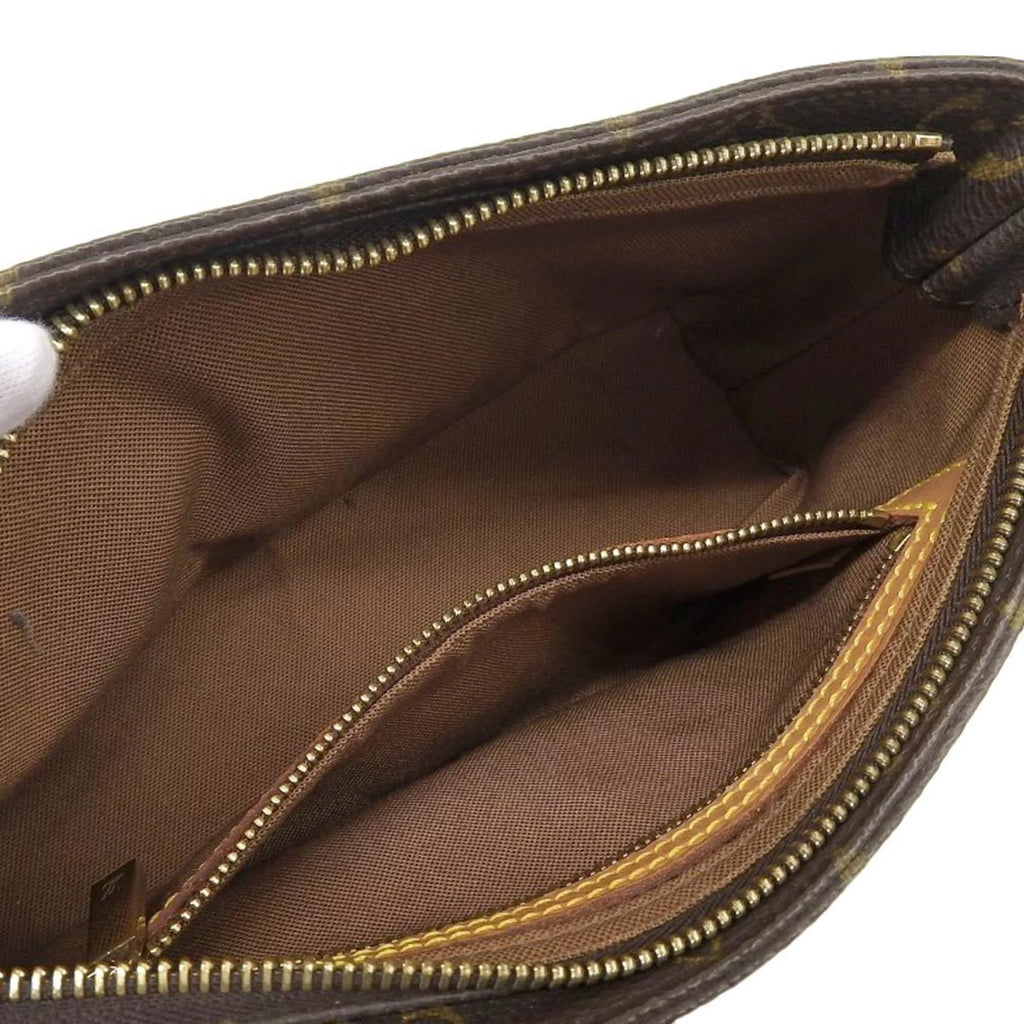 Secondhand Louis Vuitton LOUIS VUITTON Monogram Trotter Shoulder Bag M51240 (Good)
