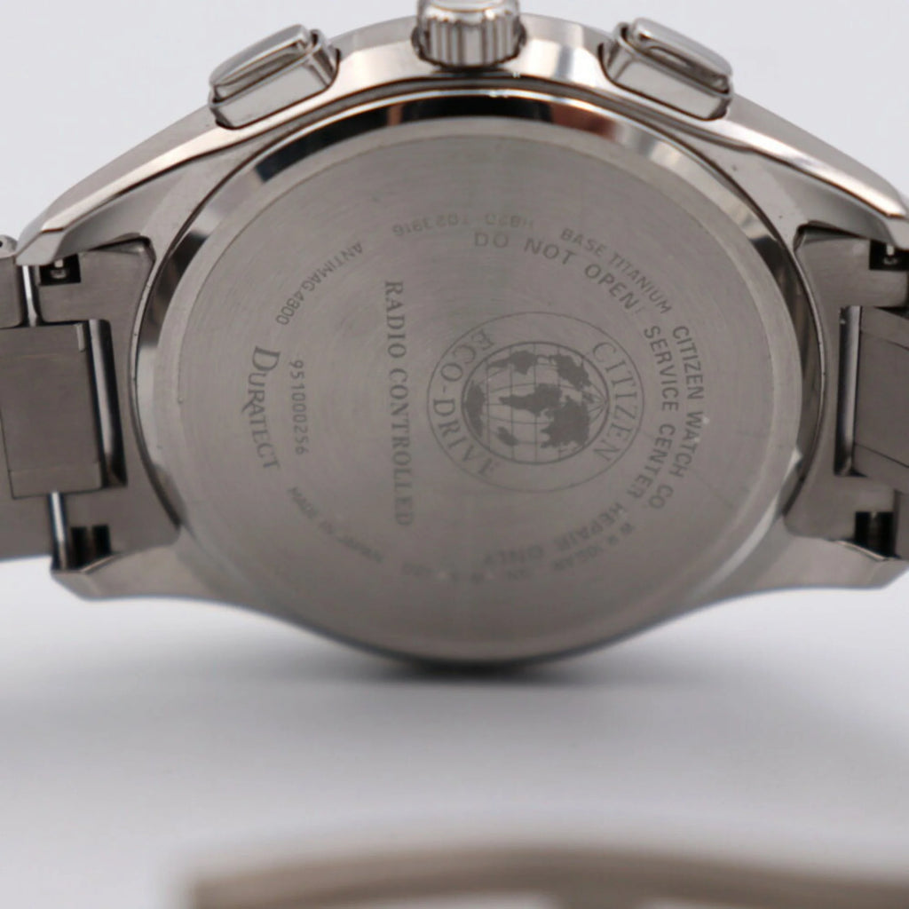 Secondhand CITIZEN Citizen EXCEED Exceed Watch H820-T023916 Titanium Silver Black Dial Eco Drive Solar Radio (Good)