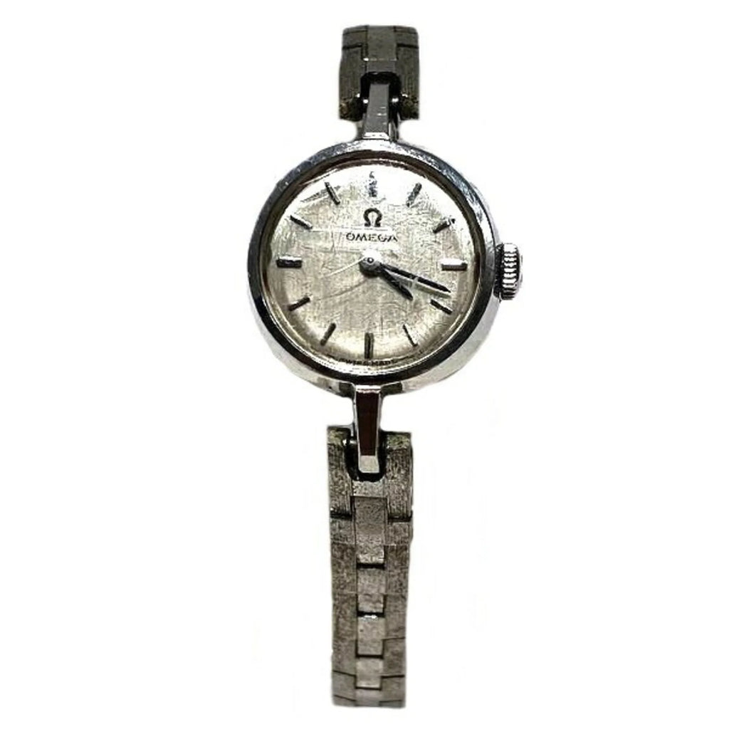 Previously Owned Omega manual winding watch silver dial ladies (Fair)