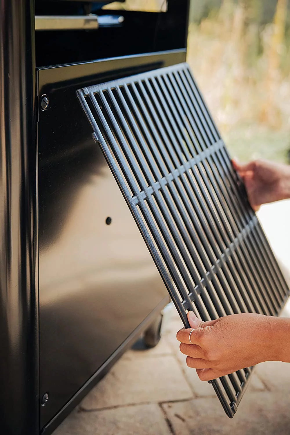 Weber Genesis Smart SX-325s 3-Burner Natural Gas Grill in Corrosion-free Metal with Smart Technology
