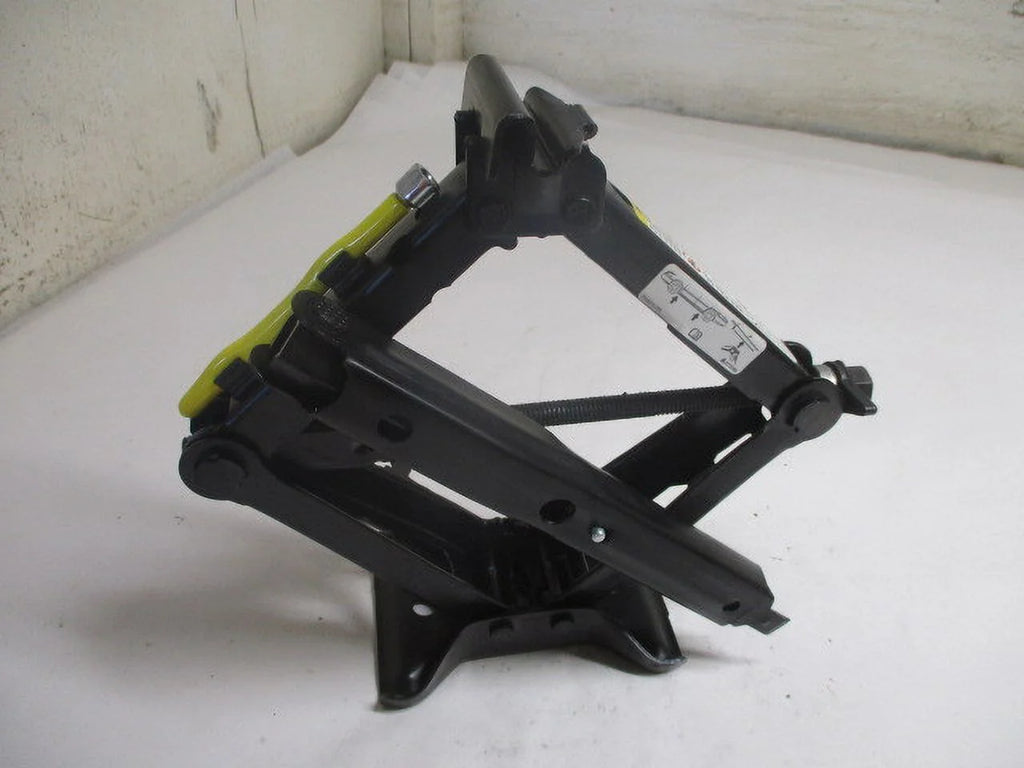 Used 07 08 09 Saturn Aura Wheel Tire Jack Assembly w/Tool OEM LKQ (Good)