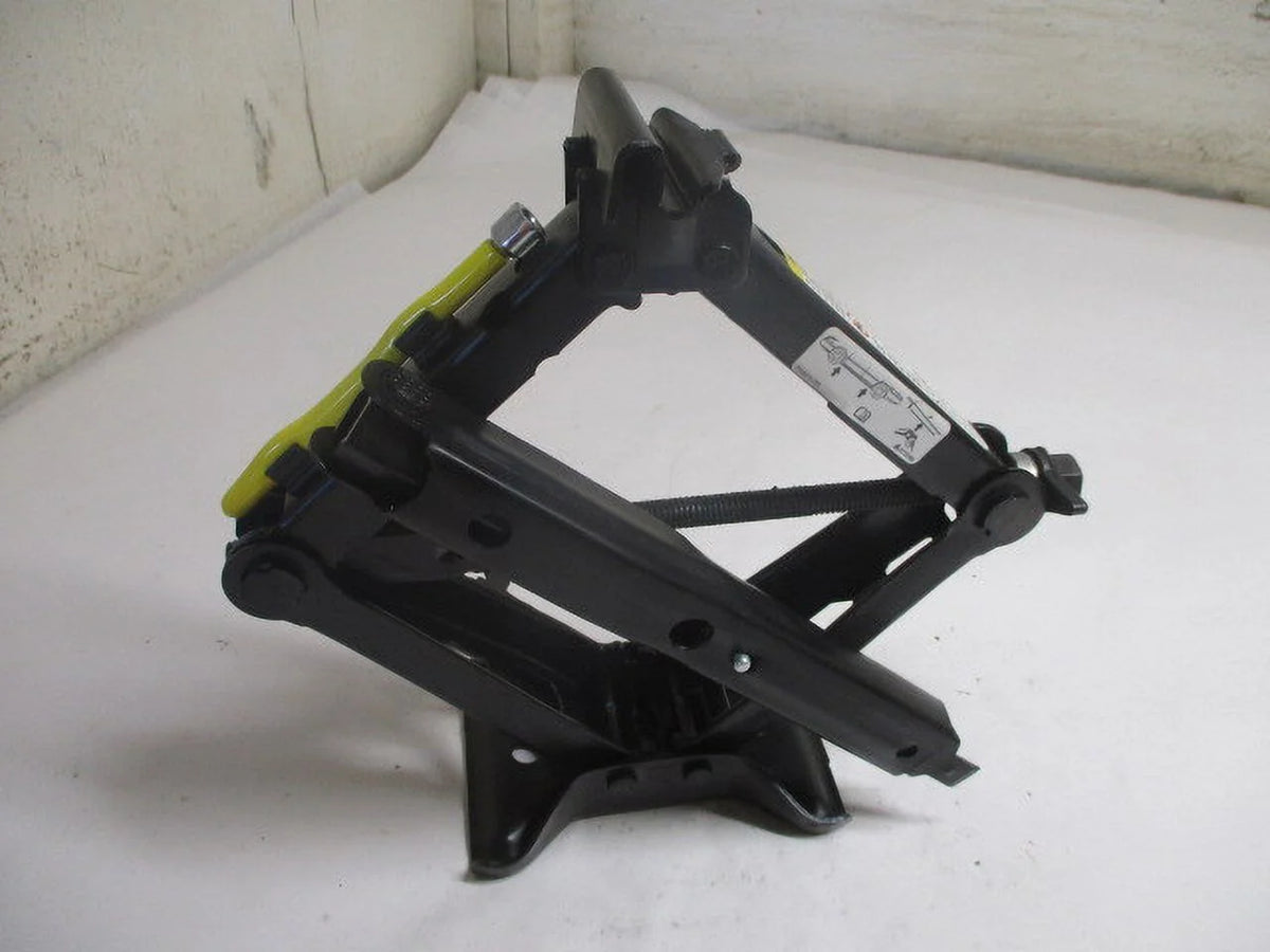 Used 07 08 09 Saturn Aura Wheel Tire Jack Assembly w/Tool OEM LKQ (Good)