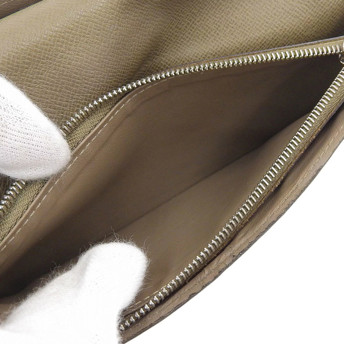 Secondhand Louis Vuitton LOUIS VUITTON Taiga Portefeuille Brother Bifold Long Wallet Ural M32807 (Good)