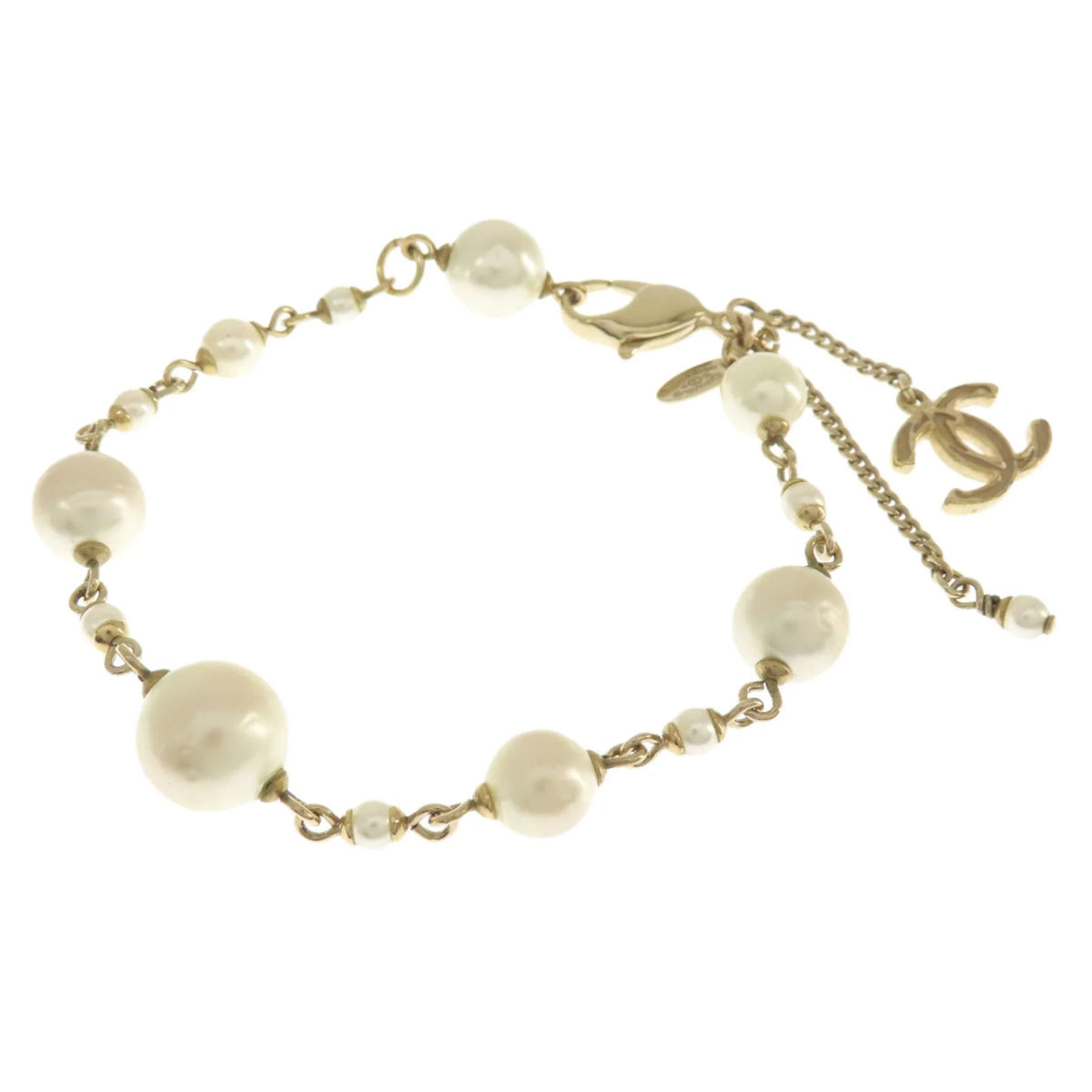 Previously Owned CHANEL Coco Mark Faux Pearl Bracelet for Women (Good)