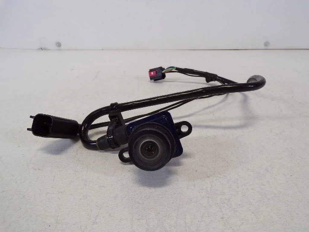 Used 11-20 Dodge Caravan Rear View Backup Camera OEM LKQ (Good)