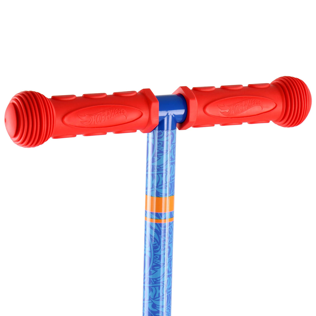 Hot Wheels Tilt and Turn 3 Wheel Scooter
