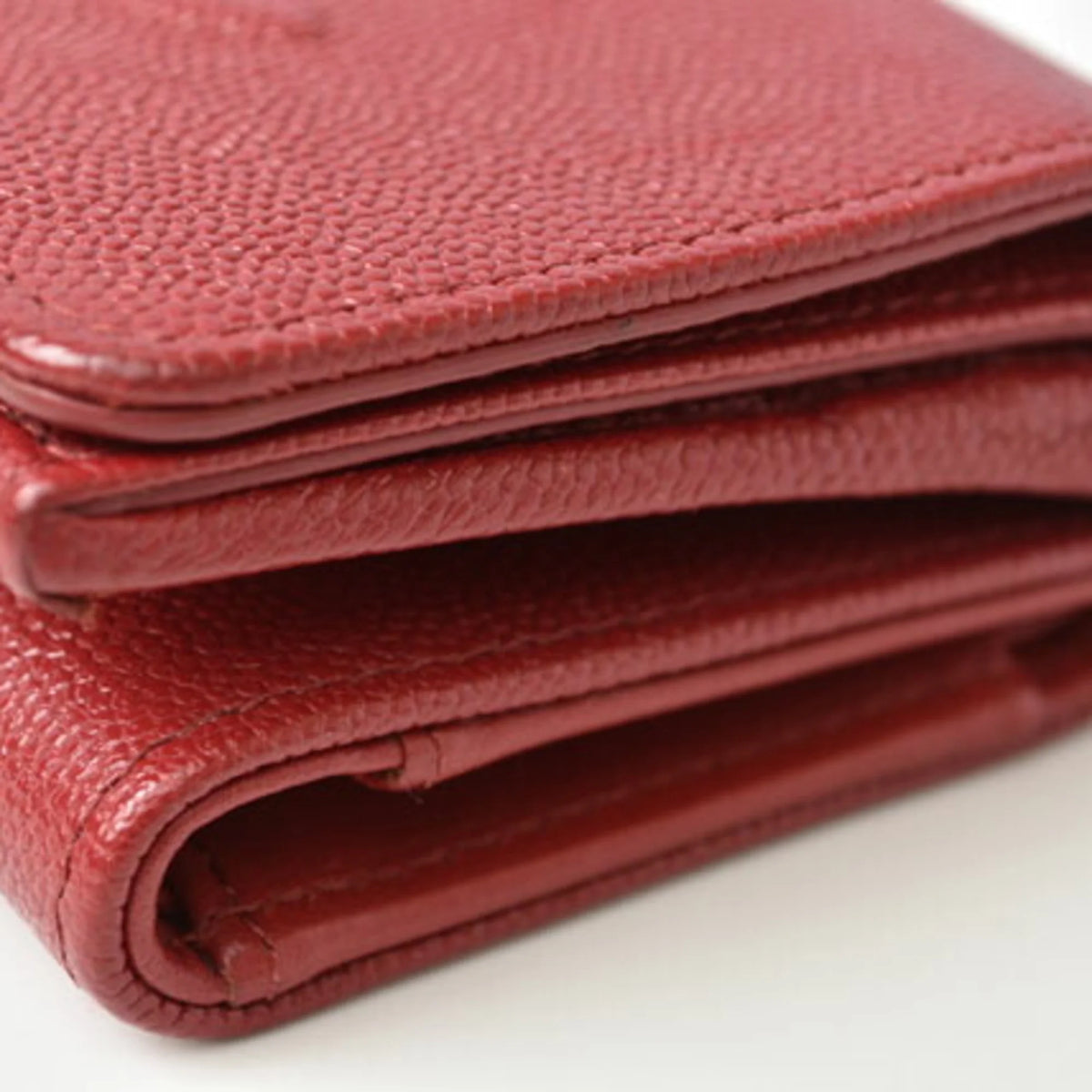 Secondhand Chanel wallet CHANEL here mark caviar skin dark red (Like New)