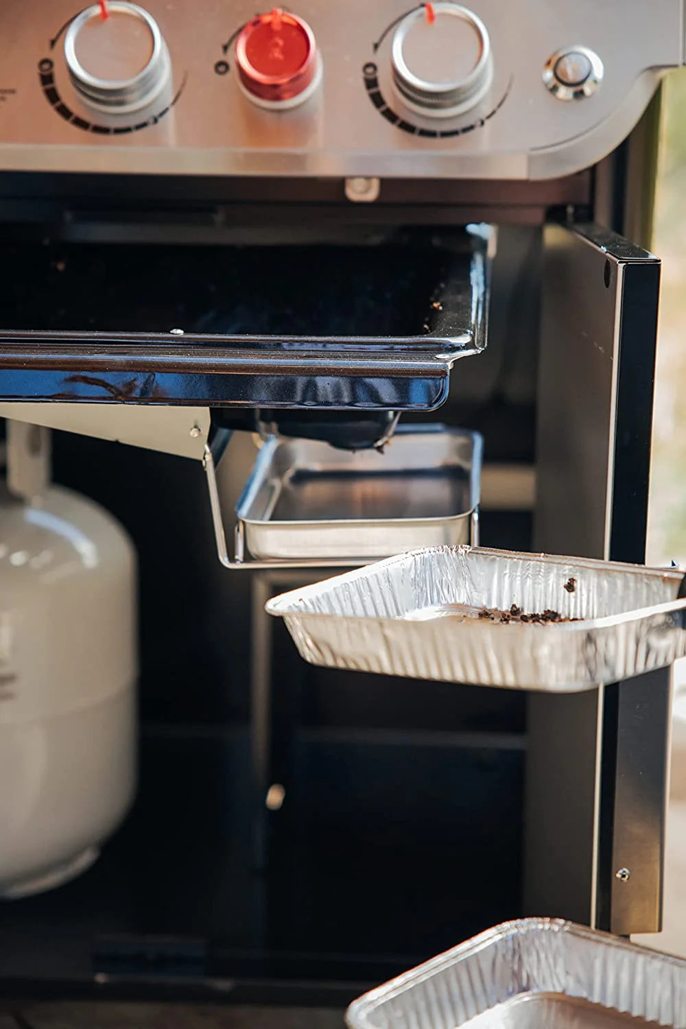 Weber Genesis Smart SX-325s 3-Burner Natural Gas Grill in Corrosion-free Metal with Smart Technology