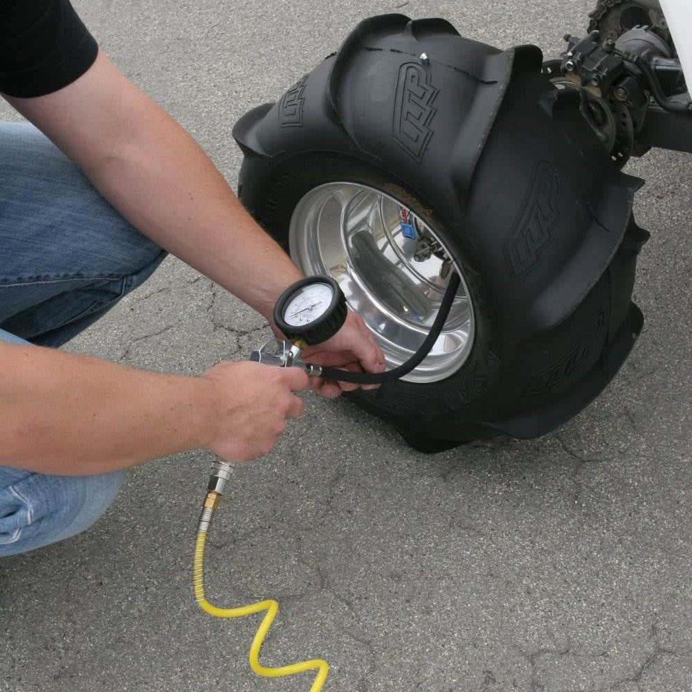 Viair 400P Automatic Portable 12V, 150 PSI Air Compressor Kit for Vehicle Tires