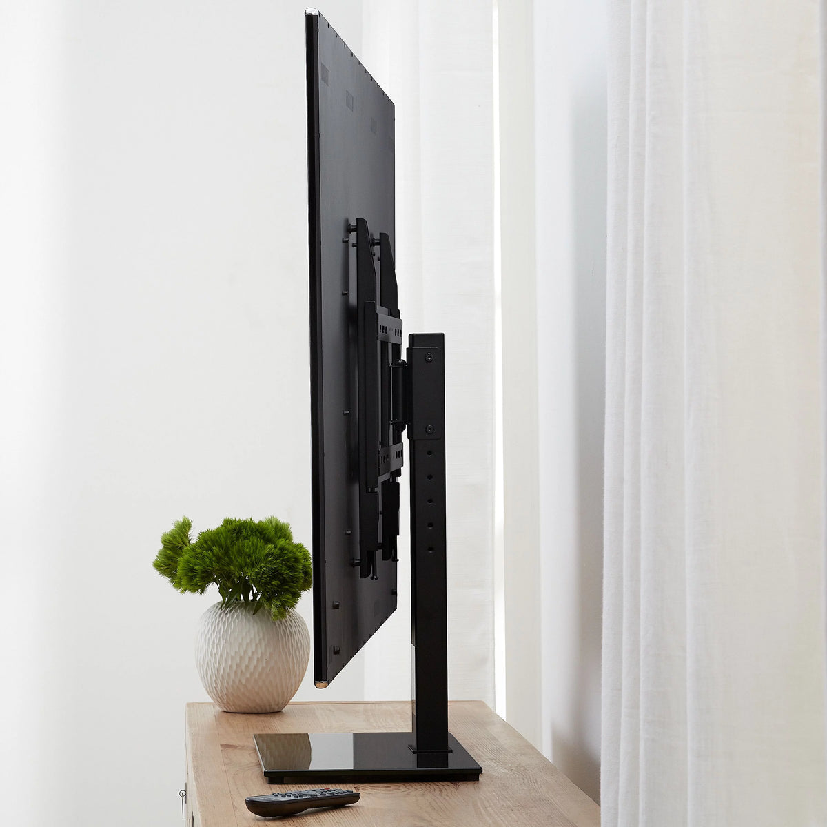 onn. Swivel Base Mount for 32"-65" Televisions