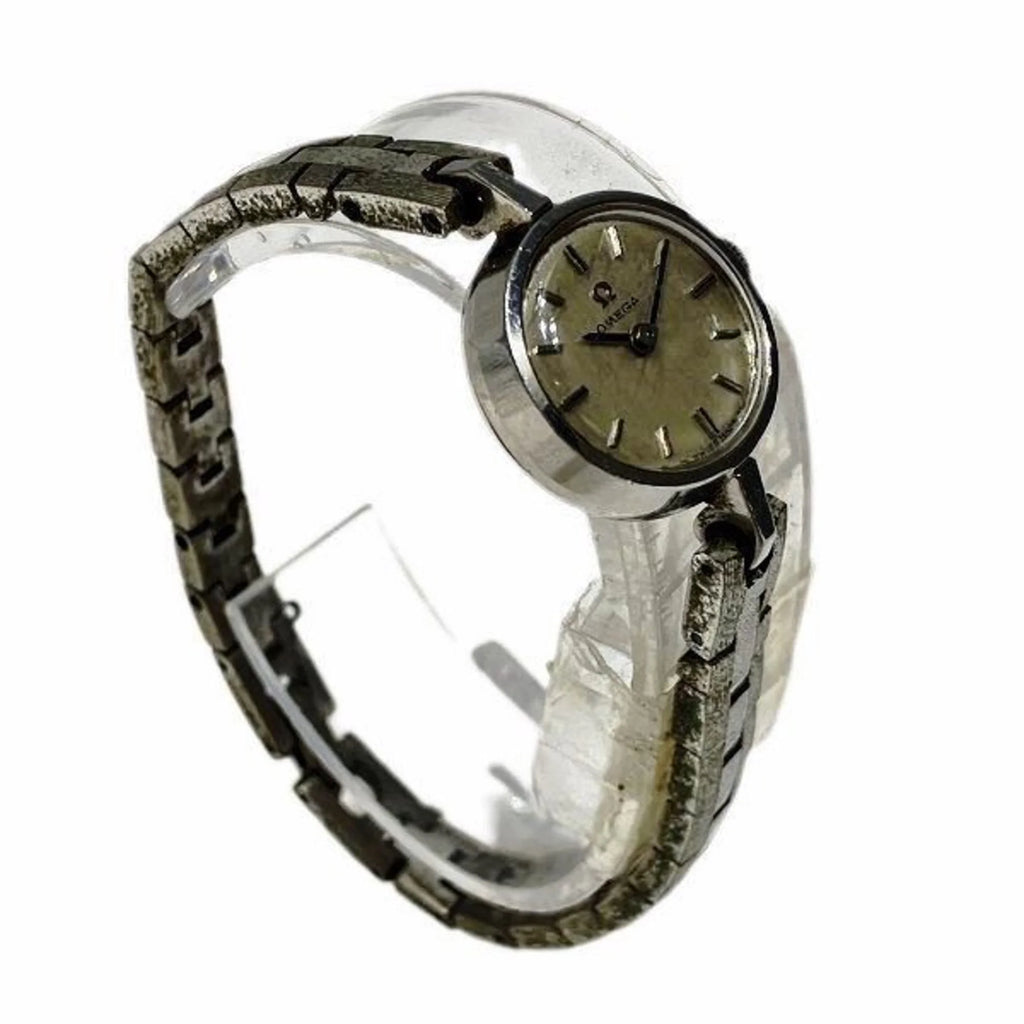 Previously Owned Omega manual winding watch silver dial ladies (Fair)
